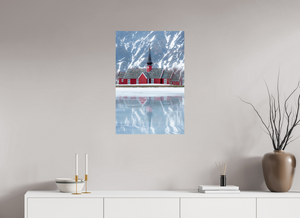 Refuge From The Storm, Norway