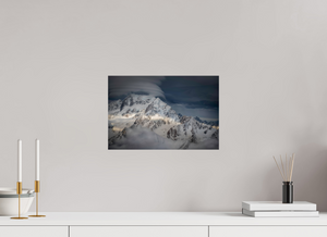 Lenticular Throne, New Zealand