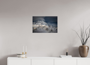 Lenticular Throne, New Zealand