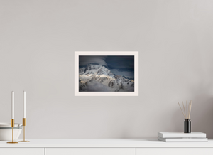 Lenticular Throne, New Zealand