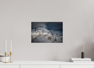 Lenticular Throne, New Zealand